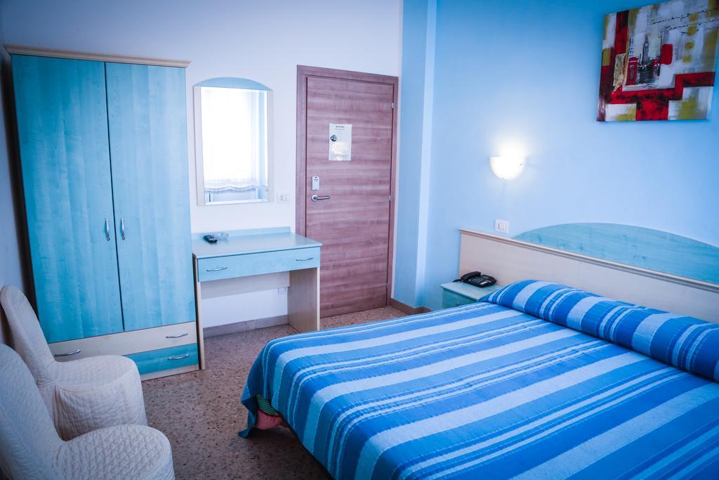 Hotel Ausonia Monte Porzio Εξωτερικό φωτογραφία