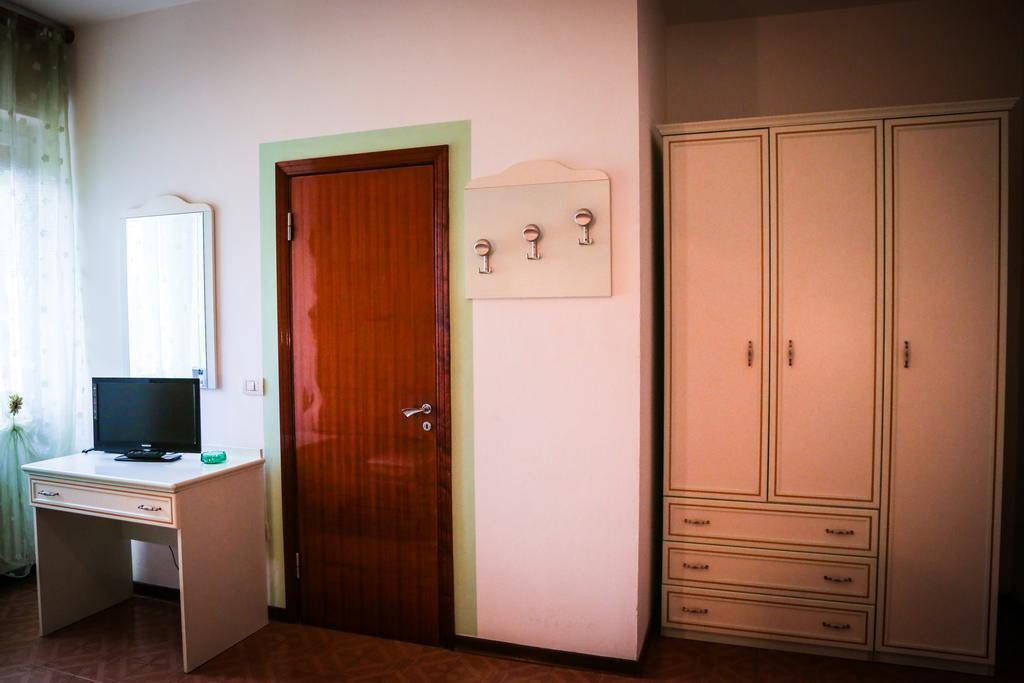 Hotel Ausonia Monte Porzio Εξωτερικό φωτογραφία