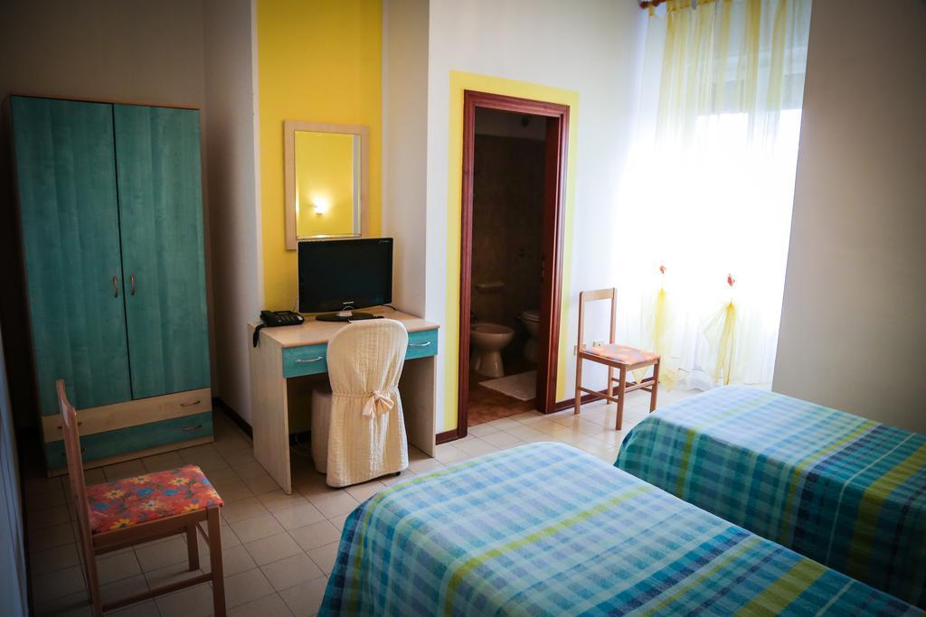 Hotel Ausonia Monte Porzio Εξωτερικό φωτογραφία